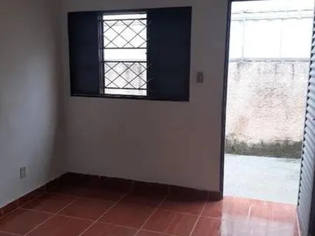 Imagem: Barracão para Aluguel, 2 Quartos, Cachoeirinha