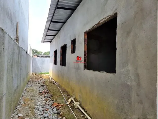 Imagem 14: Casa Térrea com 3 Quartos Sendo 1 Suíte no Bairro da Ponta Negra.agende Sua Visita
