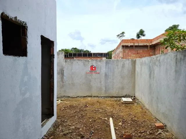 Imagem 3: Casa Térrea com 3 Quartos Sendo 1 Suíte no Bairro da Ponta Negra.agende Sua Visita