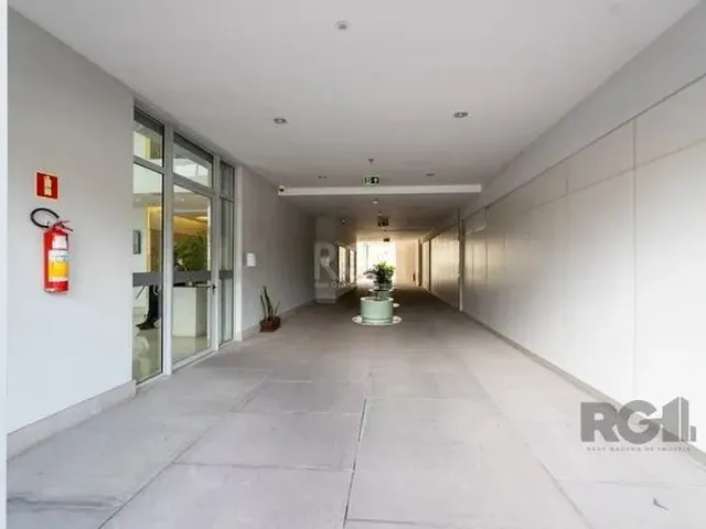 Imagem 2: Loja para Locação/Aluguel - 62.35M², 0 Dormitórios, Petrópolis