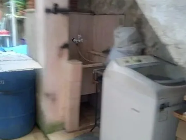 Imagem: Casa Grande Toda Pintata com Pisos Novos