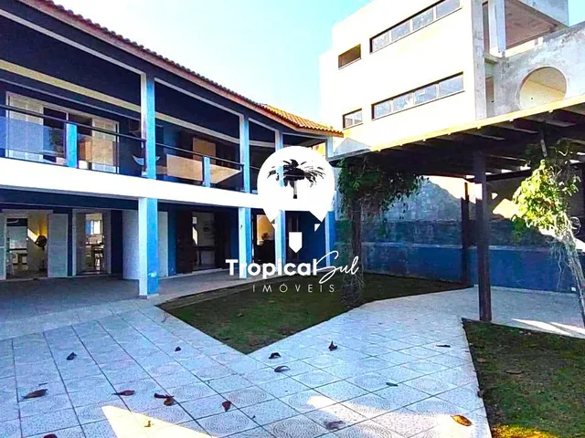 Imagem: Sobrado À Venda Frente Mar, Balneário