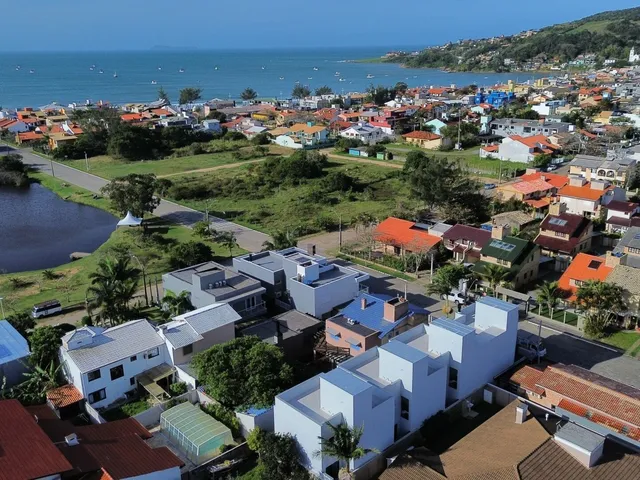 Imagem: Sobrado no centro a 300 metros da Praia