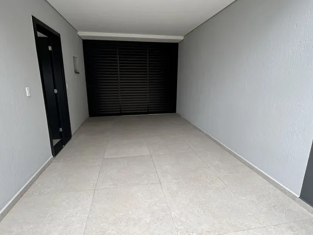 Imagem 12: Sobrado no centro a 300 metros da Praia de Garopaba