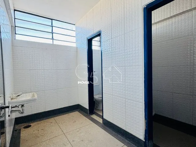 Imagem 16: Prédio Comercial à Venda em Jundiaí-SP, Centro: 3 salas, 2 banheiros, 715m² de área!