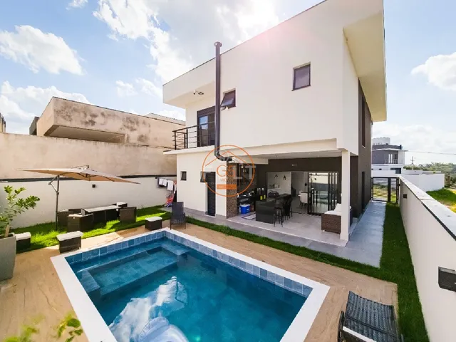 Imagem: A casa em condomínio possui 3 Dormitórios, 3 Suítes, 1