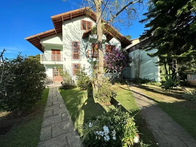 Imagem: Casa com 4 Quartos e 342M² por R$1.400.000,00