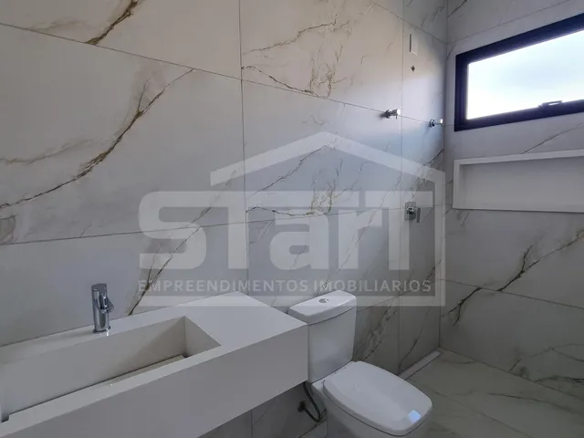 Imagem 11: Luxuosa Casa com Suítes e Área de Lazer em Lagoa santa Mg
