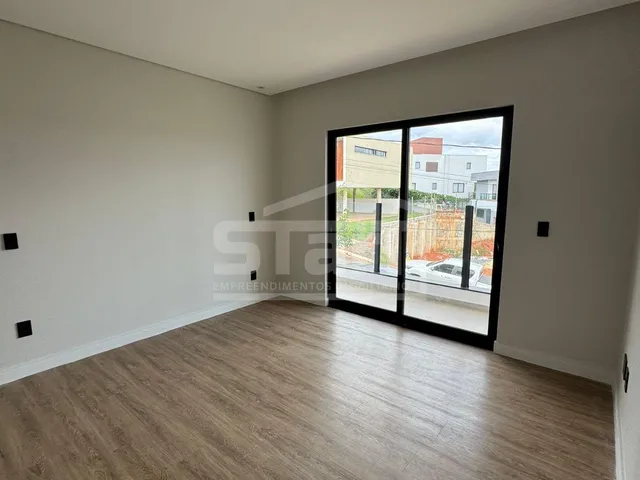 Imagem 6: Casa Luxuosa no Condomínio Gran Royalle - Conforto, Modernidade e Exclusividade