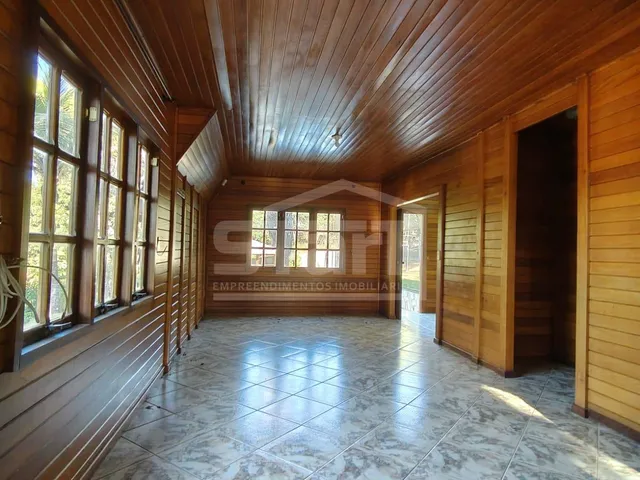 Imagem 12: Excelente Casa de Madeira no Condados da Lagoa por R 1.300.000