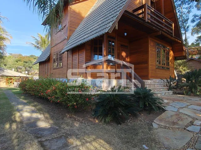 Imagem: Excelente Casa de Madeira no Condados da