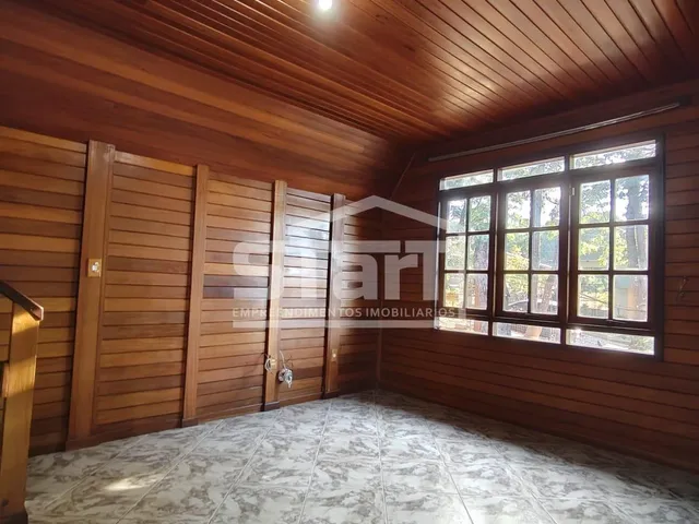 Imagem 16: Excelente Casa de Madeira no Condados da Lagoa por R 7.000 mês