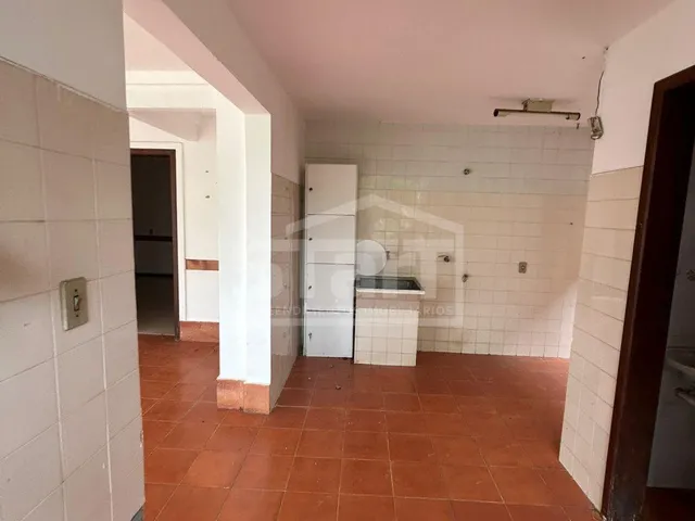 Imagem 9: Casa Ampla Comercial ou Residencial em Localização Nobre por R 5.800 mês