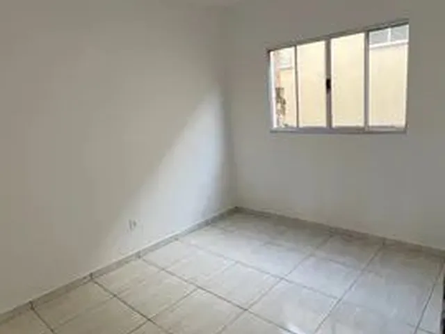 Imagem 4: Apartamento Térreo com 2 Quartos e Vaga de Garagem em Valparaíso - Go