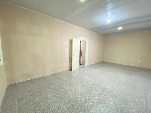 Imagem 8: Imperdível Casa à Venda em Manaus-AM, Parque 10 de Novembro: 4 Quartos, 1 Suite, 2