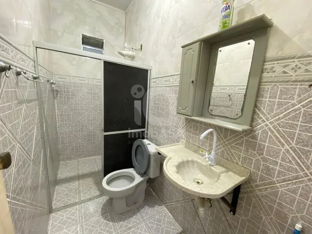 Imagem 15: Imperdível Casa à Venda em Manaus-AM, Parque 10 de Novembro: 4 Quartos, 1 Suite, 2