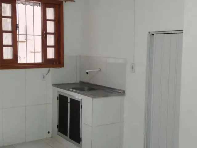 Imagem 3: Alugo Kitnet Vale Paraíso. Rua Hct