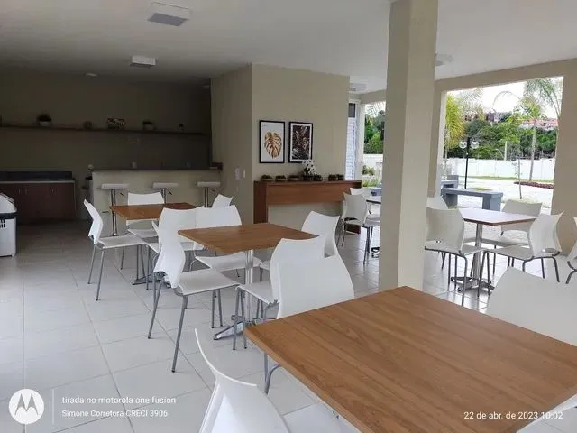 Imagem 12: More em Condomínio Fechado com Piscina