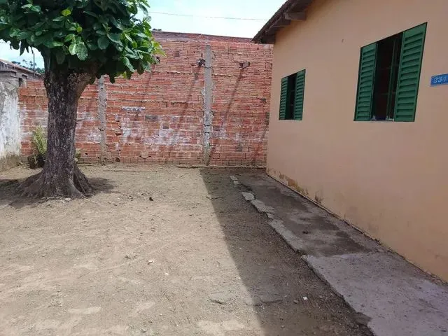 Imagem: Aluga-Se Está Casa por R$600