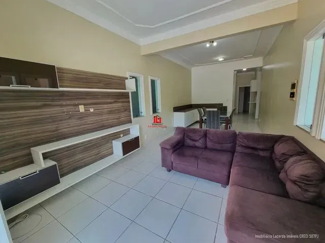 Imagem: Oportunidade! Casa Mobiliada com 3 Quartos