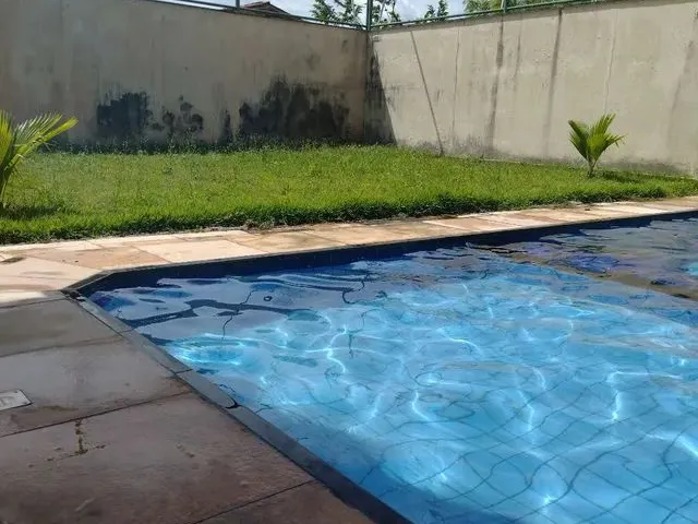 Imagem: Procuro por Casa Três Quartos