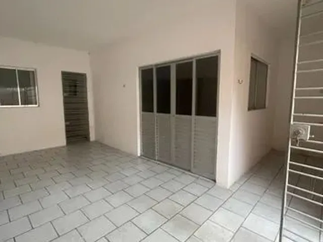 Imagem 7: Aluguel de Casa Completa e com Excelente Localização!