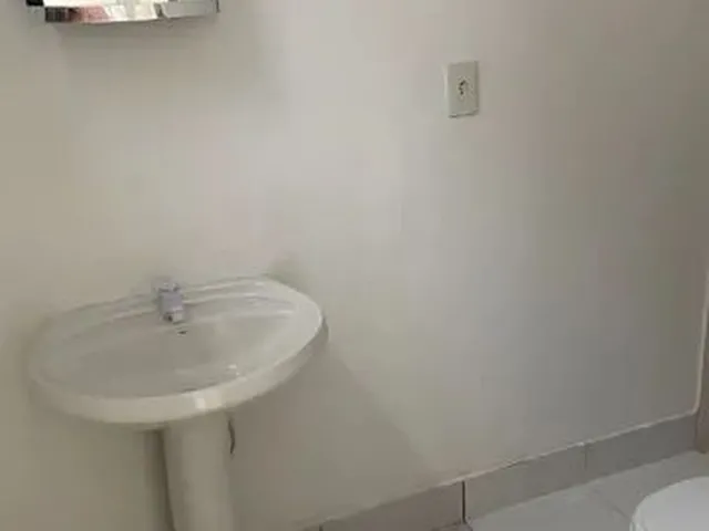 Imagem 8: Aluga-Se Apartamentos de Um e Dois Quartos