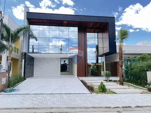 Imagem: Casa Duplex de Luxo no Condomínio Jardins
