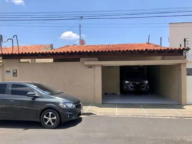 Imagem: Exc Casa no Saci com 4 Quartos Sendo 3 Suítes
