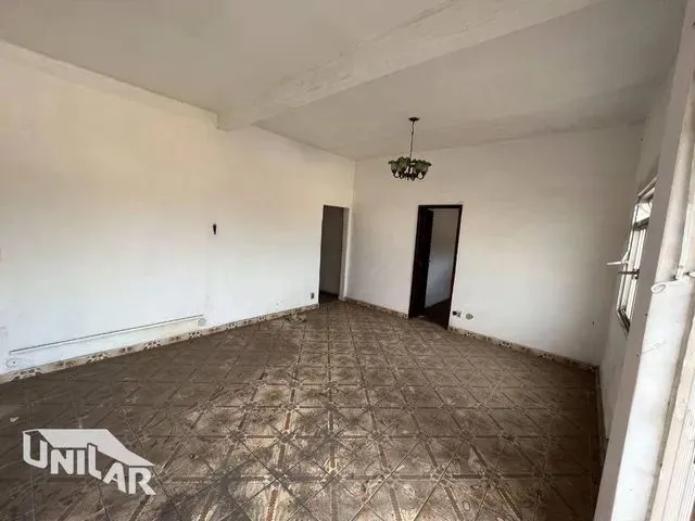 Imagem: Casa de 03 Quartos À Venda no Bairro Monte