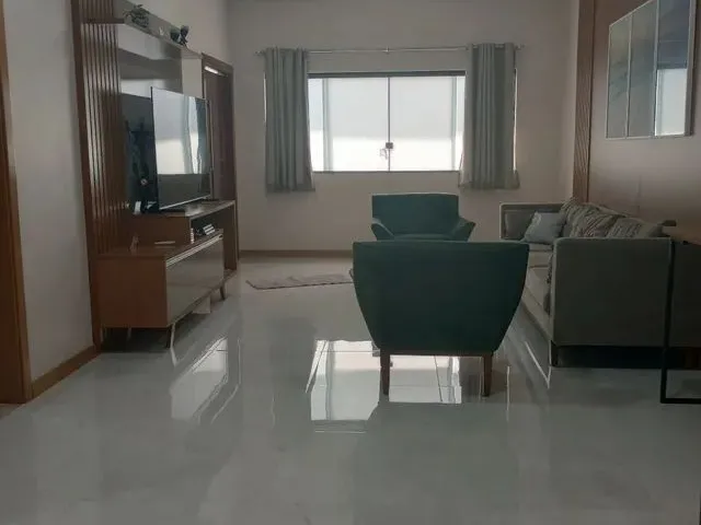 Imagem 4: Casa 4 Suítes Condomínio Tiradentes