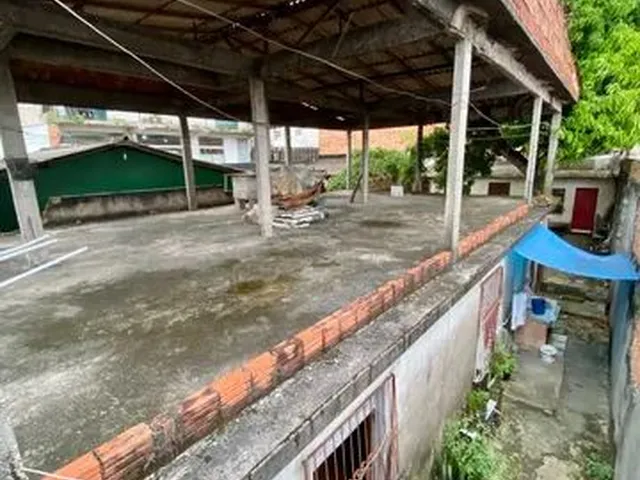 Imagem 13: Casa para Venda Possui 250 M2 com 3 Quartos em São Jorge - Manaus - Amazonas