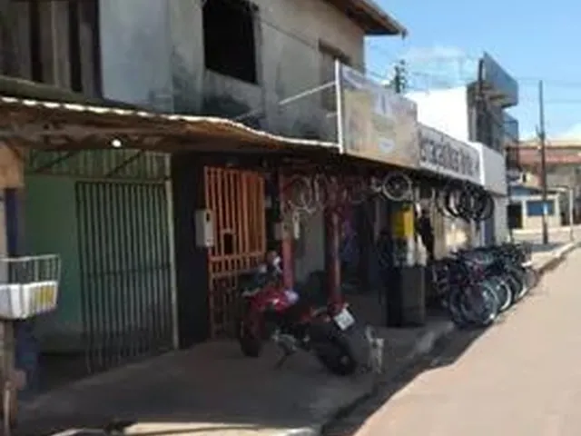 Imagem 4: Casa com Três Pontos Comerciais Sobrado