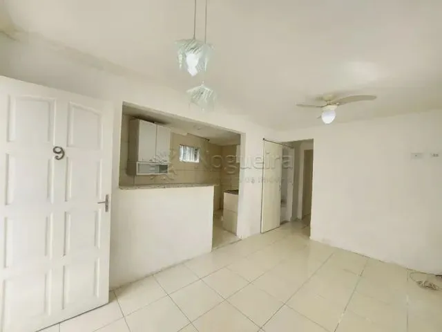 Imagem: Bb- Casa em Condomínio para Venda com 2