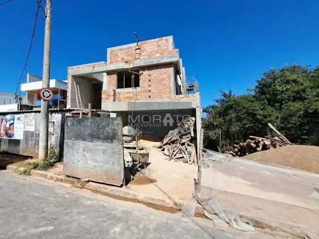 Imagem: Casa À Venda, 4 Quartos, 4 Suítes, 4 Vagas