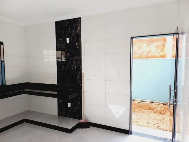 Imagem 3: Casa de 03 Quartos, em Lote com Área de 150 M² em Itaúna/ Mg