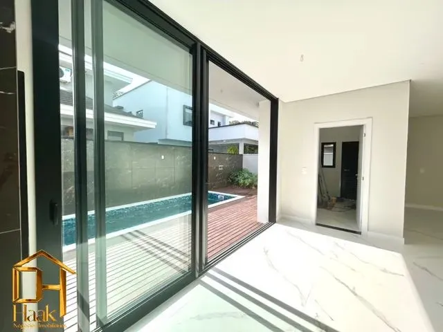 Imagem 8: Sobrado Novo no Condomínio Quinte Essence no Vila Nova, 3 Suítes e Espaço Gourmet Com