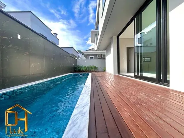 Imagem 2: Sobrado Novo no Condomínio Quinte Essence no Vila Nova, 3 Suítes e Espaço Gourmet Com