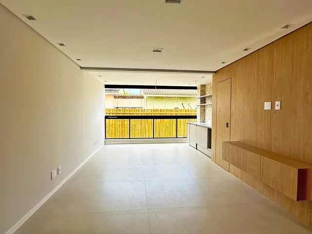 Imagem 4: Apartamento a Venda no Be Joanes - Buraquinho (Foz do Joanes). 2 suítes finamente