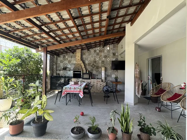 Imagem 4: Beta Ville - Casa Abrantes - 4 Quartos com Piscina e Energia Solar à Venda