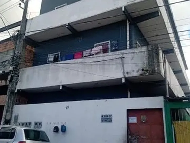 Imagem: Prédio C/ 03 Andares C/ 12 Apartamento