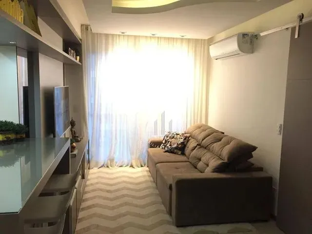 Imagem: Apartamento com 2 Dormitórios À Venda