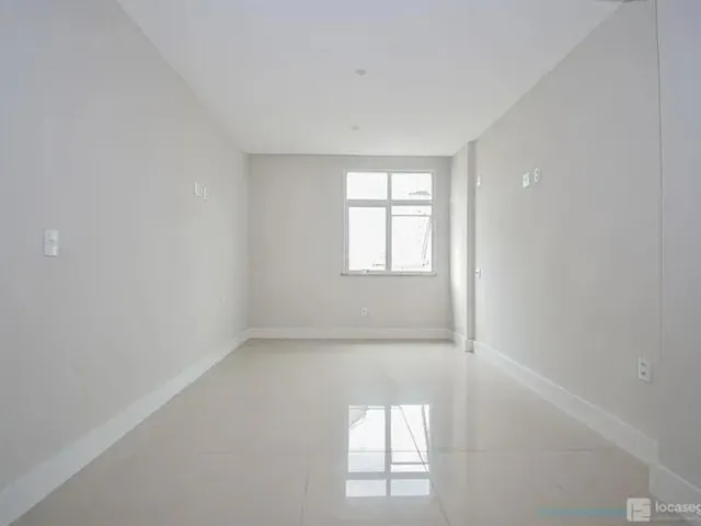 Imagem 2: Centro Apartamento com 2 dormitórios