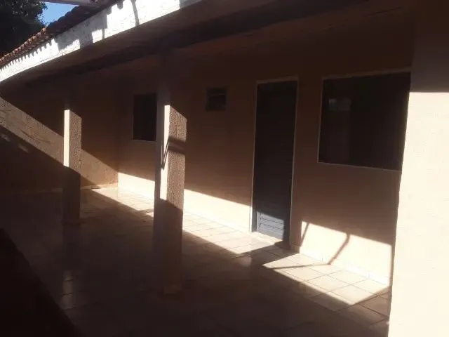 Imagem: Alugo Casa Três Peças no Bairro no Nova