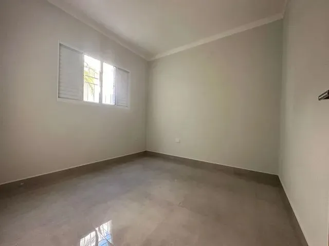 Imagem 4: Casa com 3 Dormitórios À Venda, 105 M² por R$ 495.000 - Parque das Grevíleas