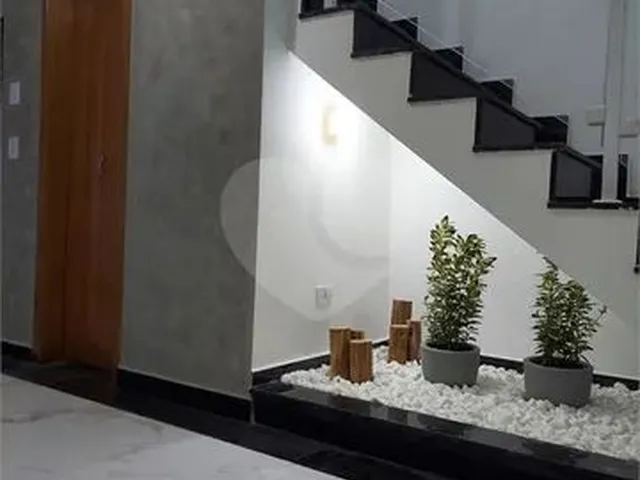 Imagem: Sobrado de 3 Dormitórios, 1 Suíte com
