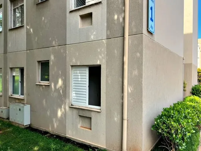 Imagem: O apartamento possui 2 Dormitórios, 1 Banheiro, 1 Vaga na