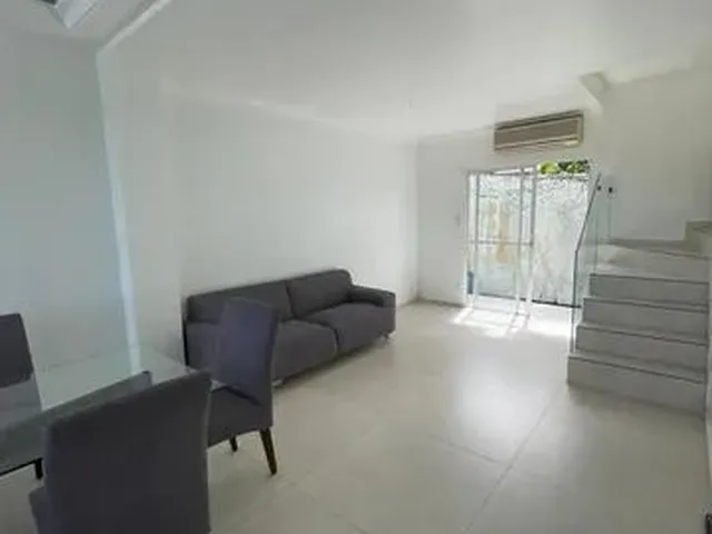 Imagem 9: Sobrado para Venda Tem Aproximadamente 200M² com 3 Quartos em Ponta Negra - Manaus - Am