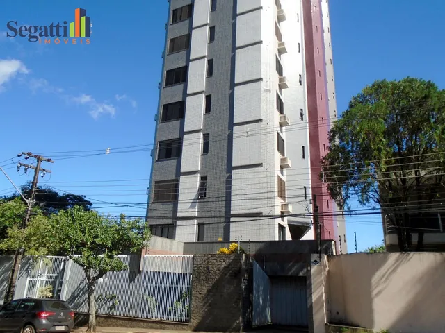 Imagem: O apartamento possui 2 Dormitórios, 1 Suíte, 2 Banheiros,