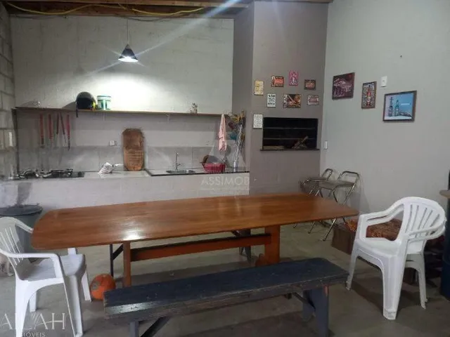Imagem 4: Ótima Casa Semimobiliada com 3 andares no Bairro Vinhedos, com 238,02 m2